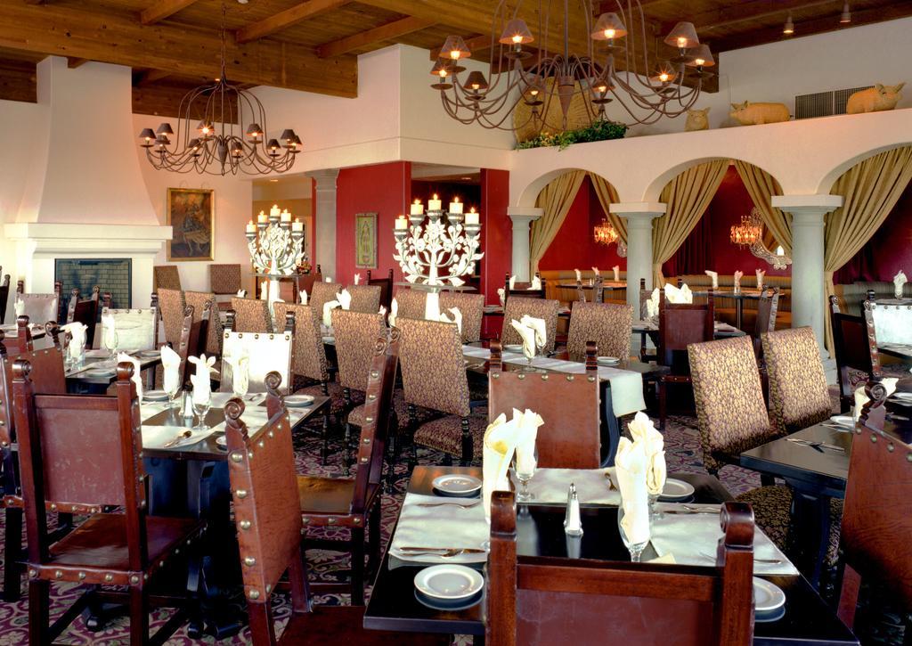 Esplendor Resort At Rio Rico Restaurant photo